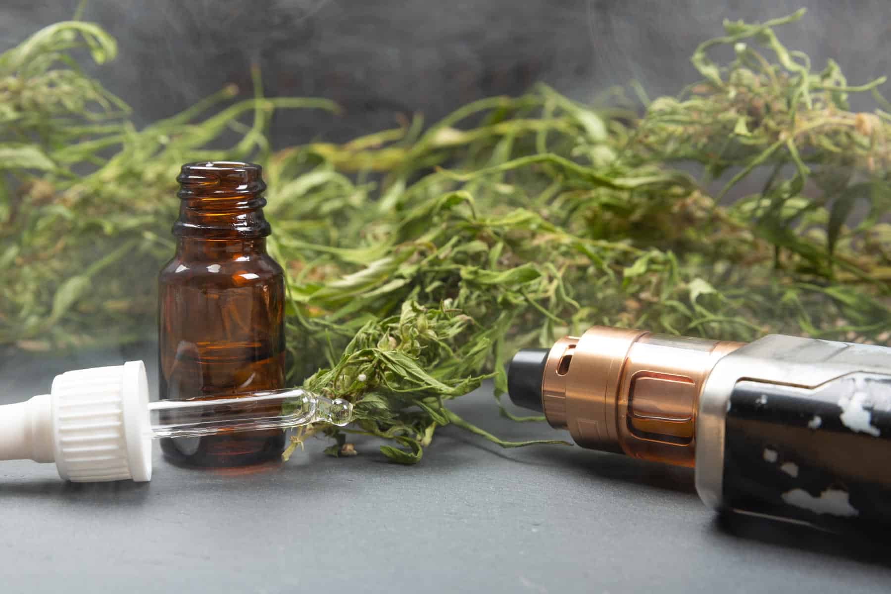 Decoding the Differences: Cannabis Smoking vs. Vaping